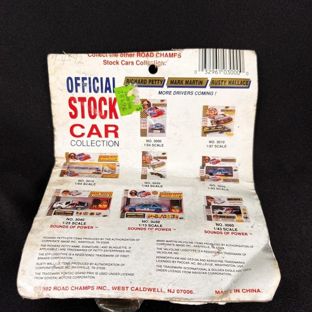 Road Champs Richard Petty Stock Car 1/64 Blue Fair 1992 STP Pontiac Grand Prix